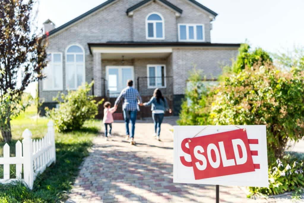 HOAs sold