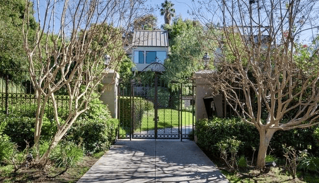 950 N Kings Road, Unit 248