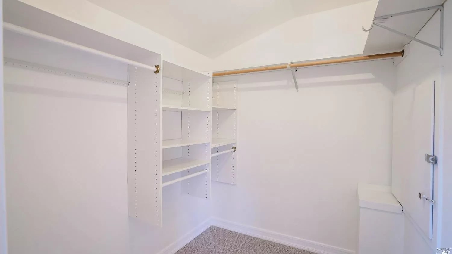 90 Coleman Dr