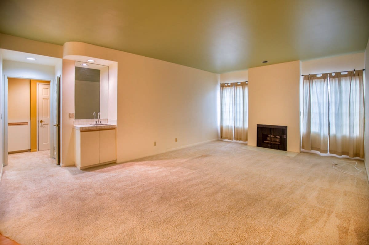 14538 Benefit St 202 Sherman Oaks, CA
