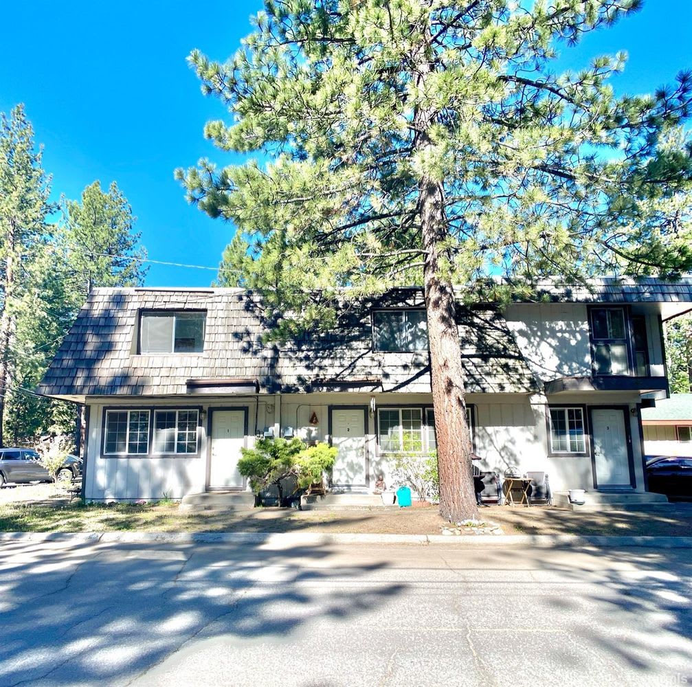 3071 Oakland Ave
