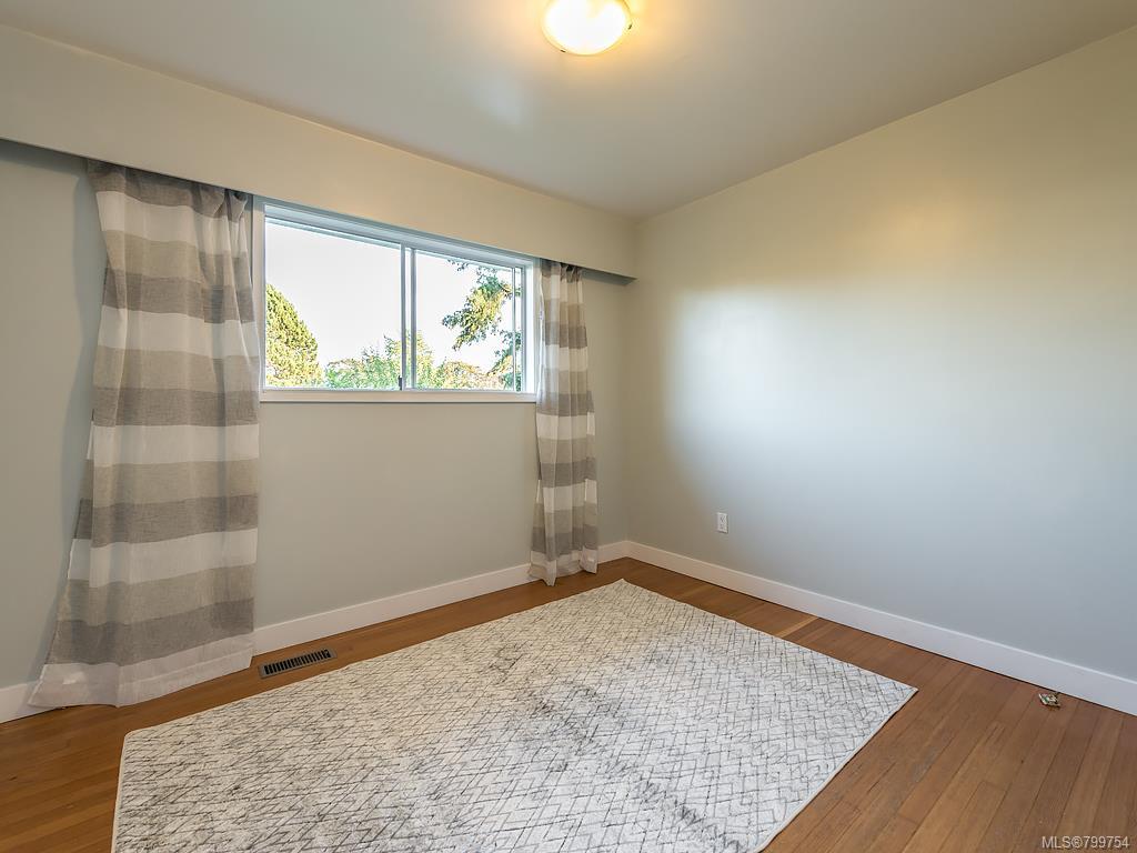 3291 Megaw Pl, Saanich