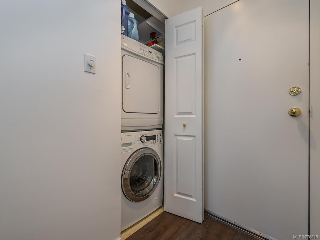 311-1619 Morrison St, Victoria