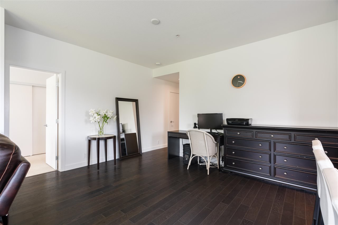 509-4867 Cambie St