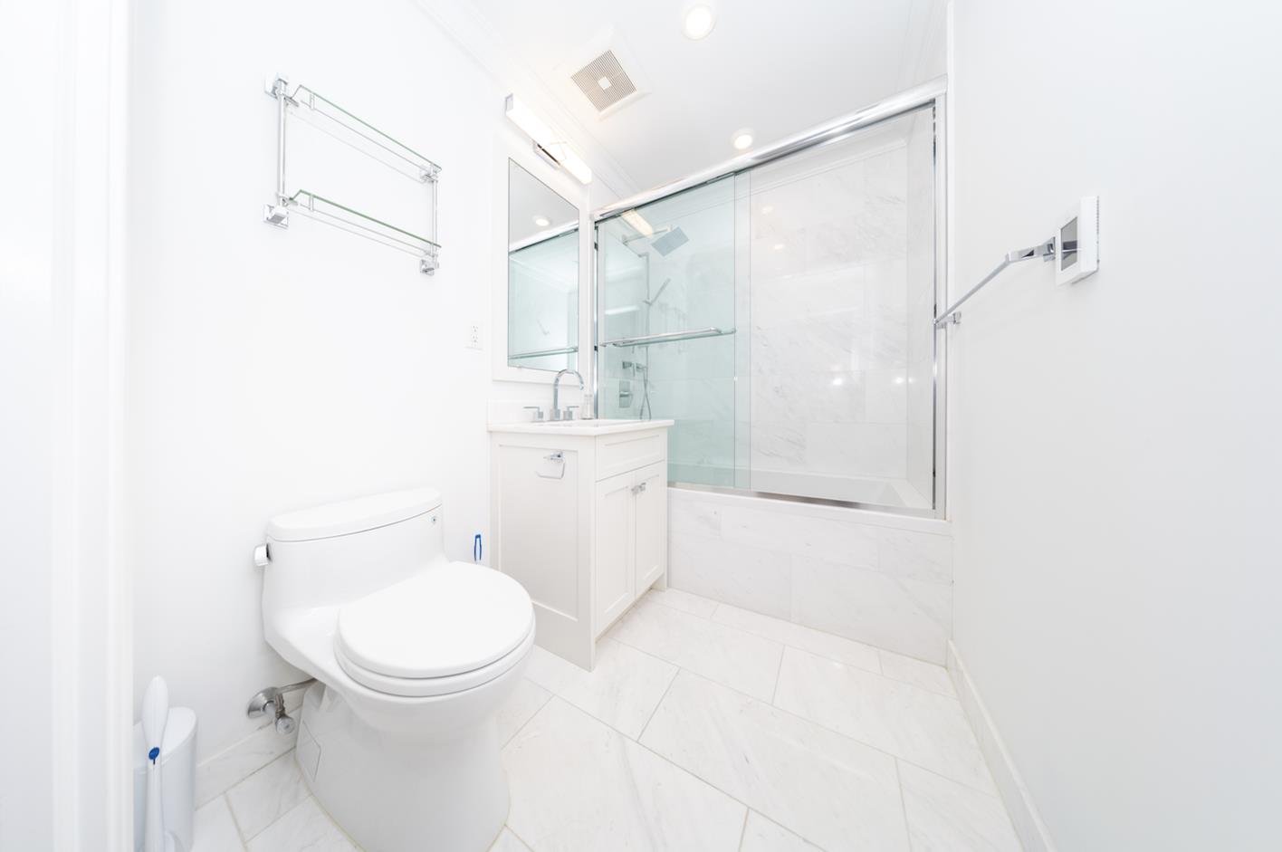 184 East 64th Street, Apt PH-B