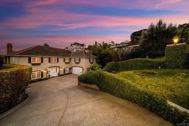 7695 Hillside Drive