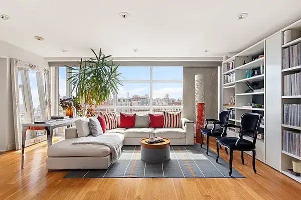 450 Manhattan Avenue Unit: PHB