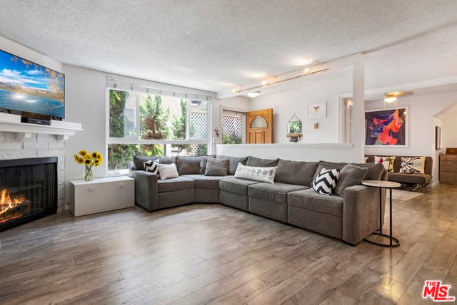 1337 Berkeley St, #4