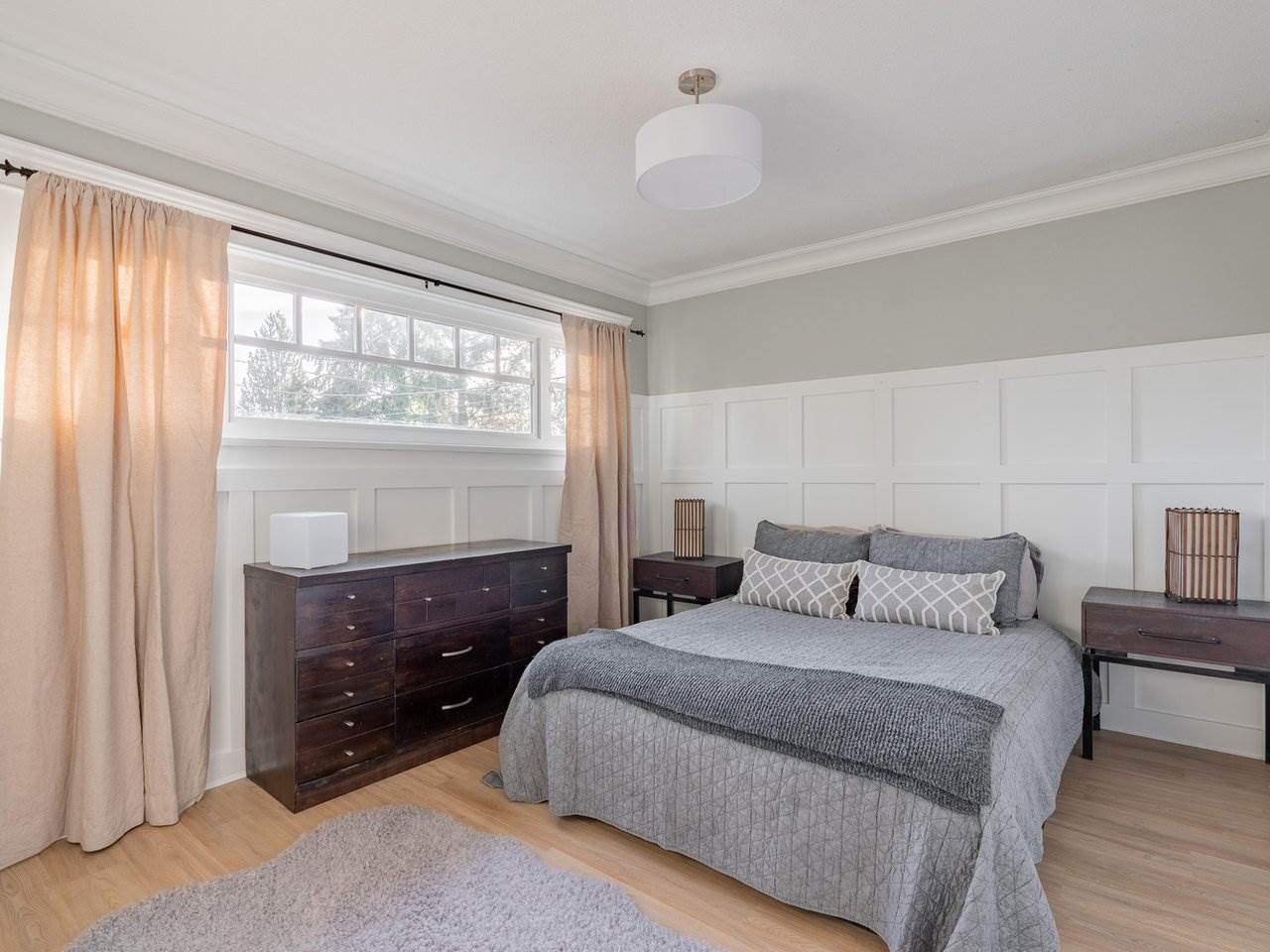 480 W Kings Rd