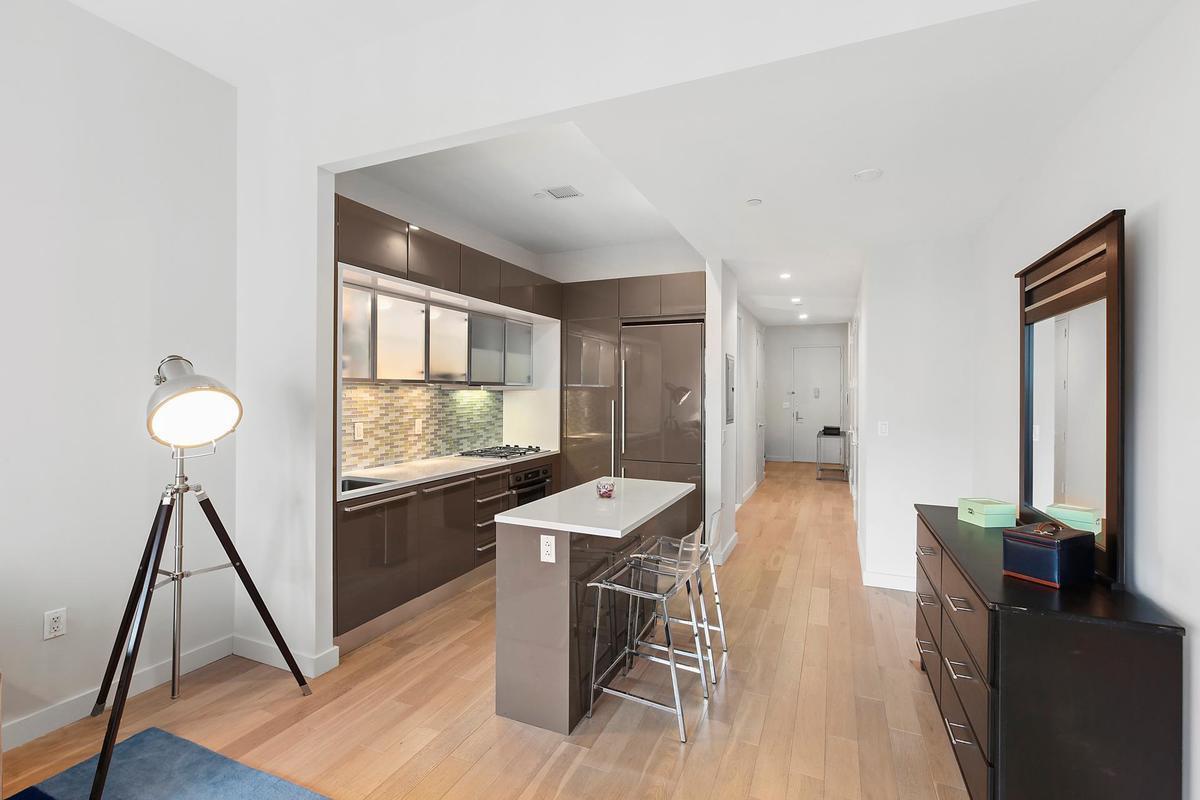 75 Wall Street, Apt 37-K