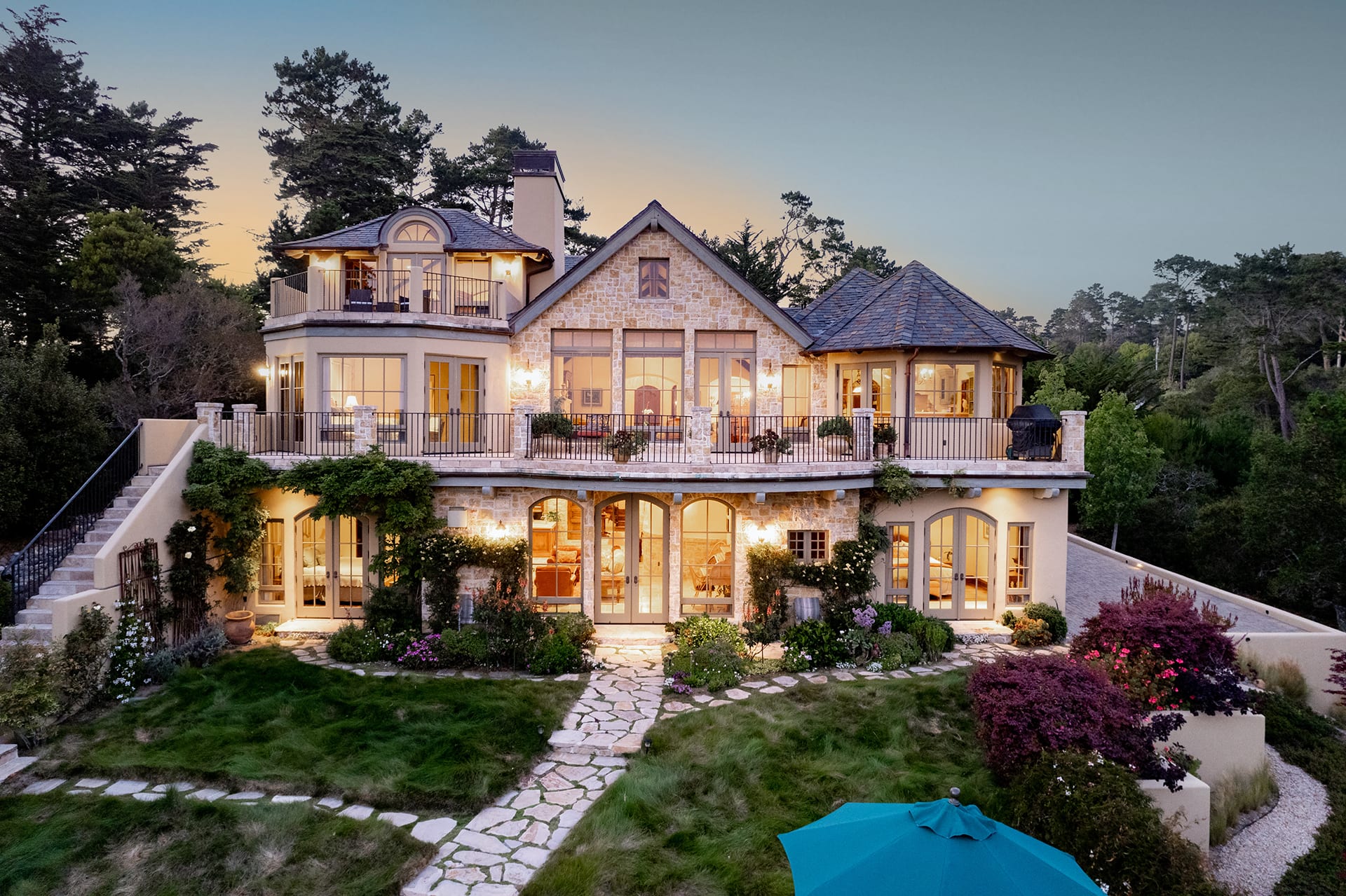 Carmel Charm With Pebble Beach Scale - 1606 Sonado Road