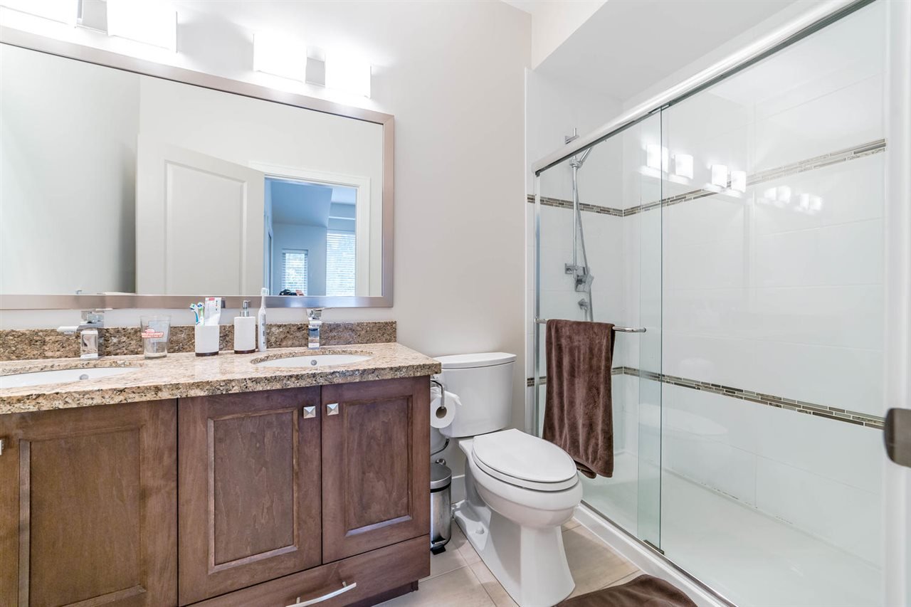 1-897 Premier St