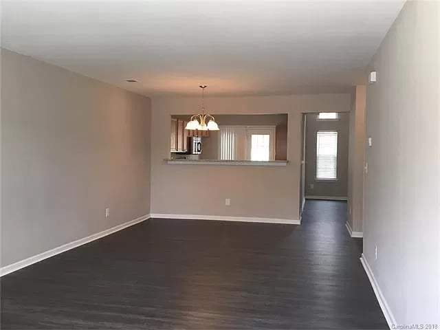 1428 Walnut Hill Dr