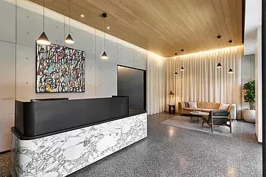 115 York St Unit: 17D