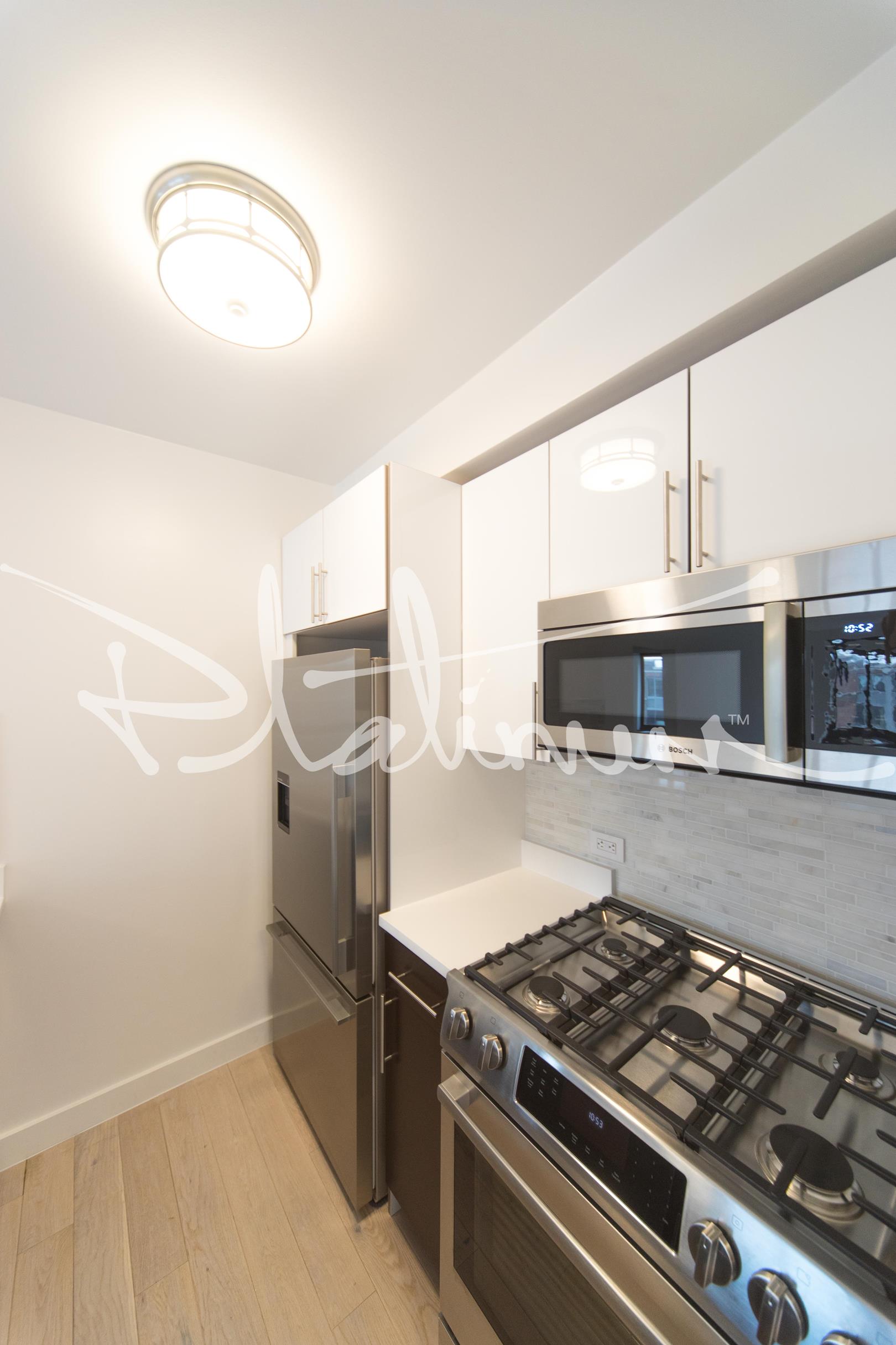 200 Rector Place, Apt 9-E
