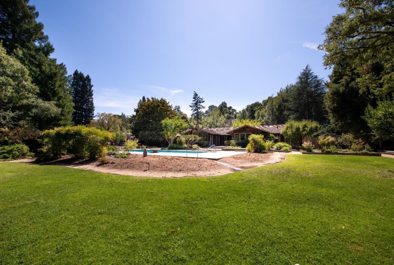 321 Grove Drive