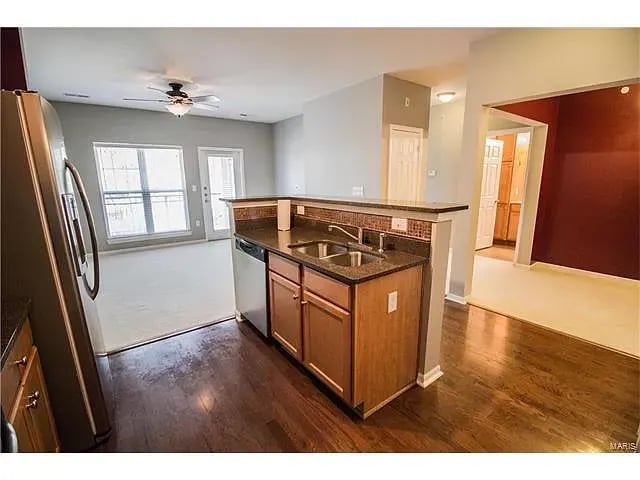 1270 Strassner Dr