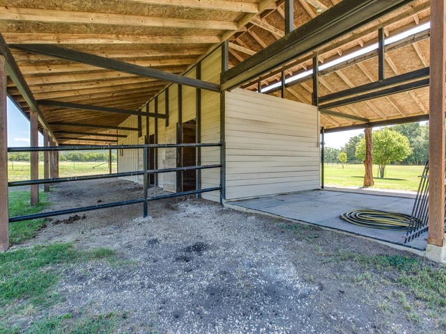 221 Upper Cibolo Creek Rd