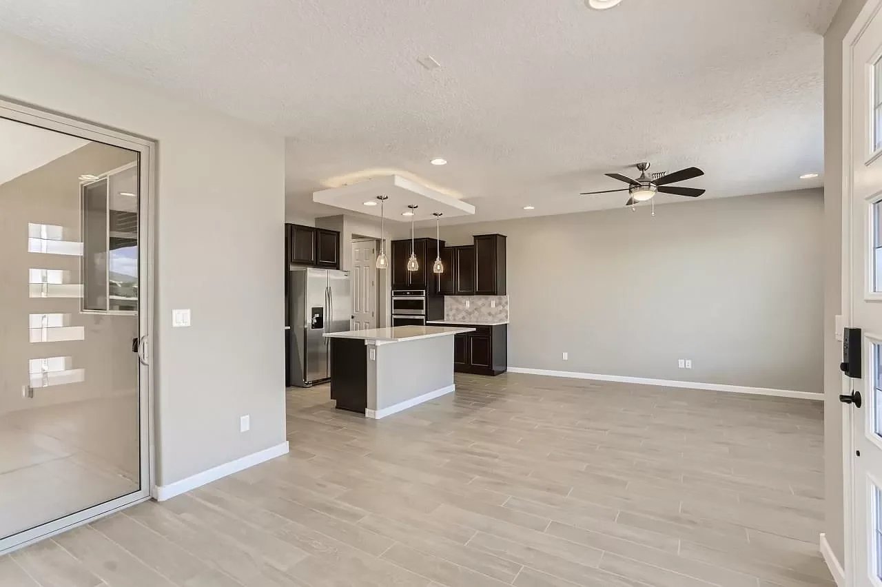 4642 Rail Runner Rd