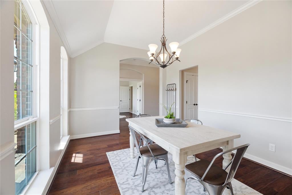 3252 Rolling Valley Ln