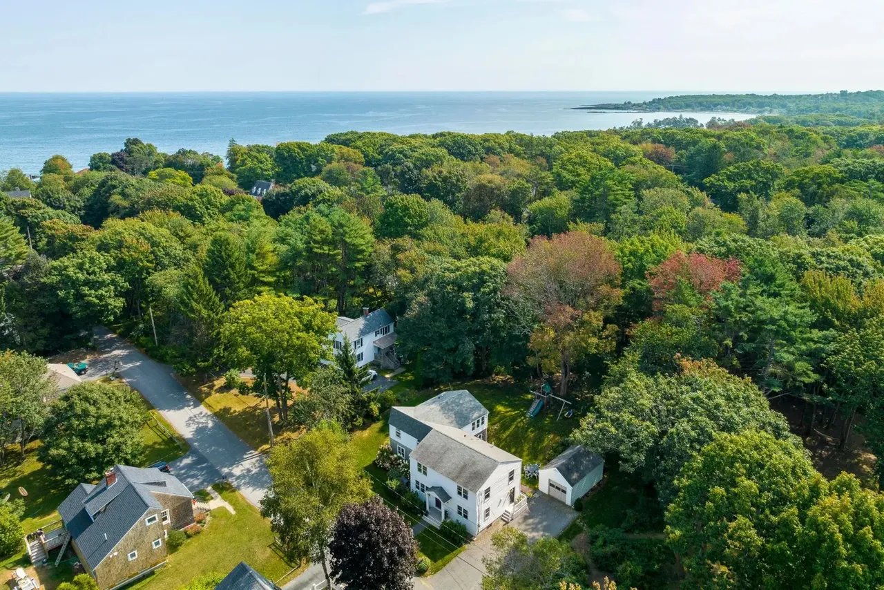 New Listing! 32 Beach Bluff Terrace, Cape Elizabeth, ME 04107 – $975,000