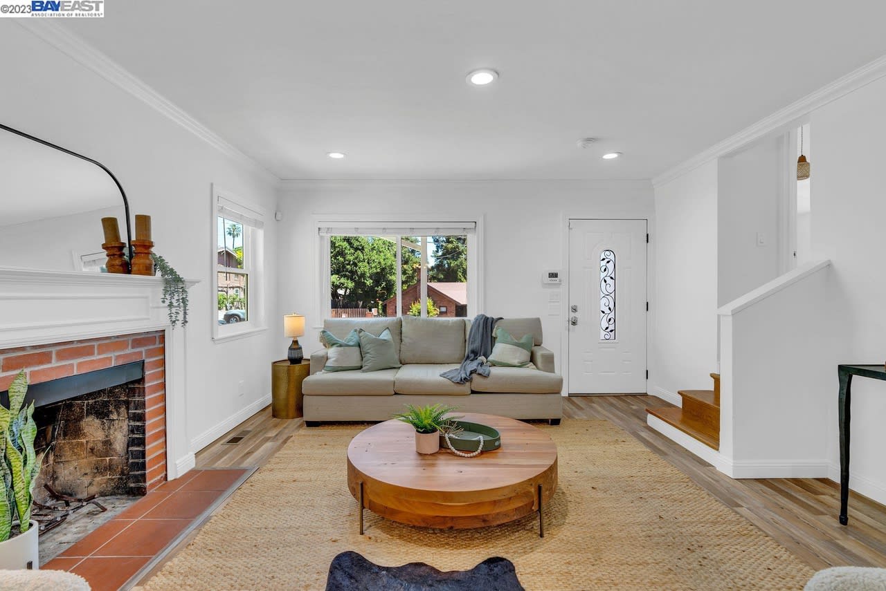 4001 Maybelle Ave