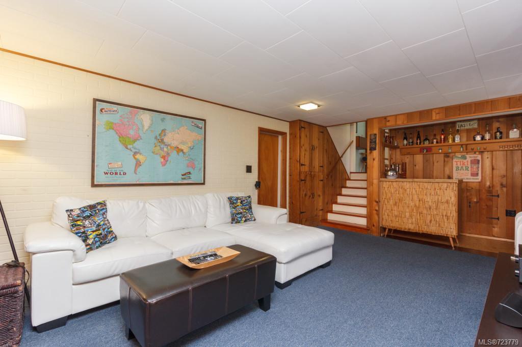 4337 Parkside Cres