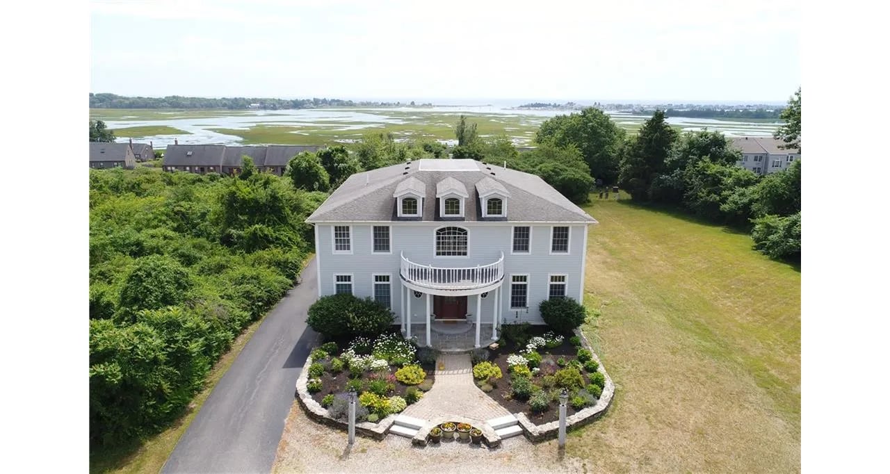 Home For Sale – 1813 Post Road, Wells, Maine