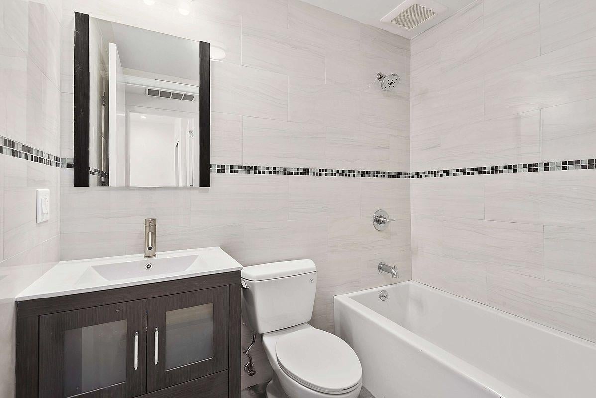 2422 Snyder Avenue, Apt 2