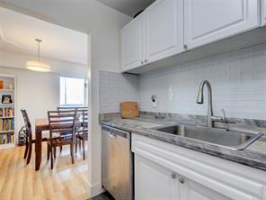 502-1157 Fairfield Rd