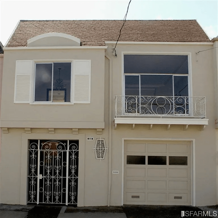 208 Goettingen Street