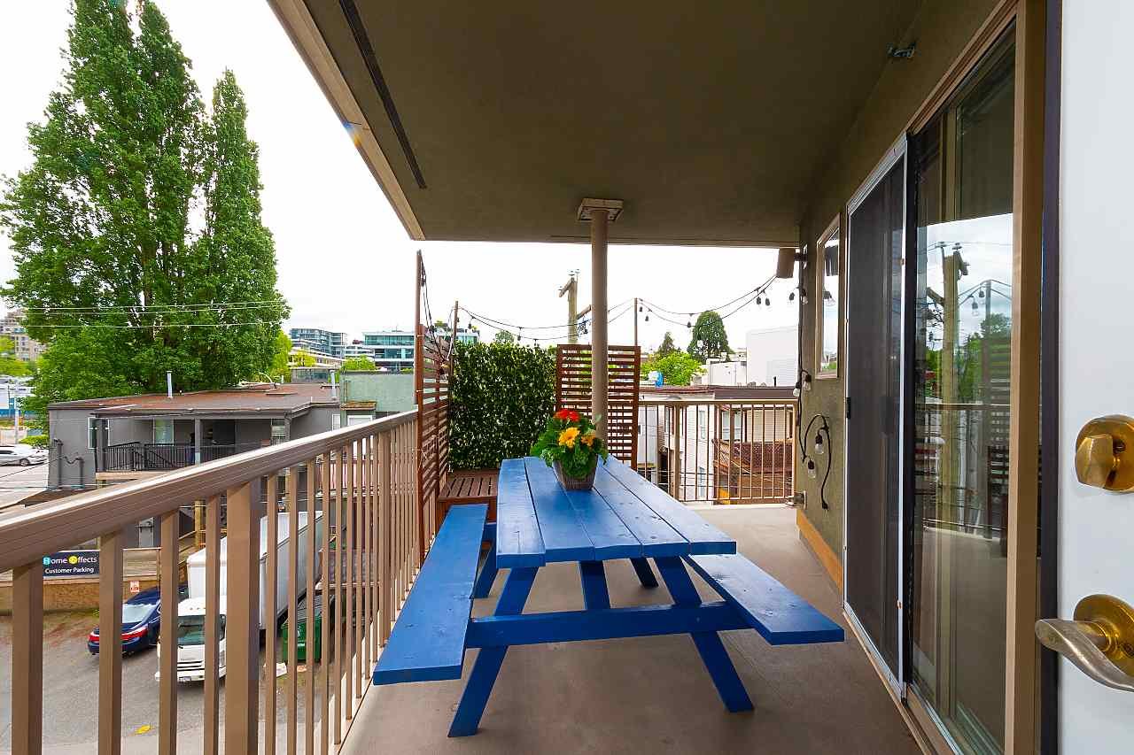420-1820 W 3rd Ave