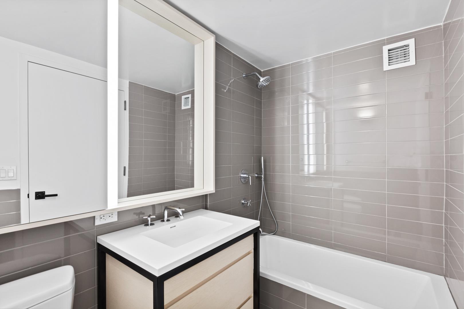 385 First Avenue, Apt 20-B