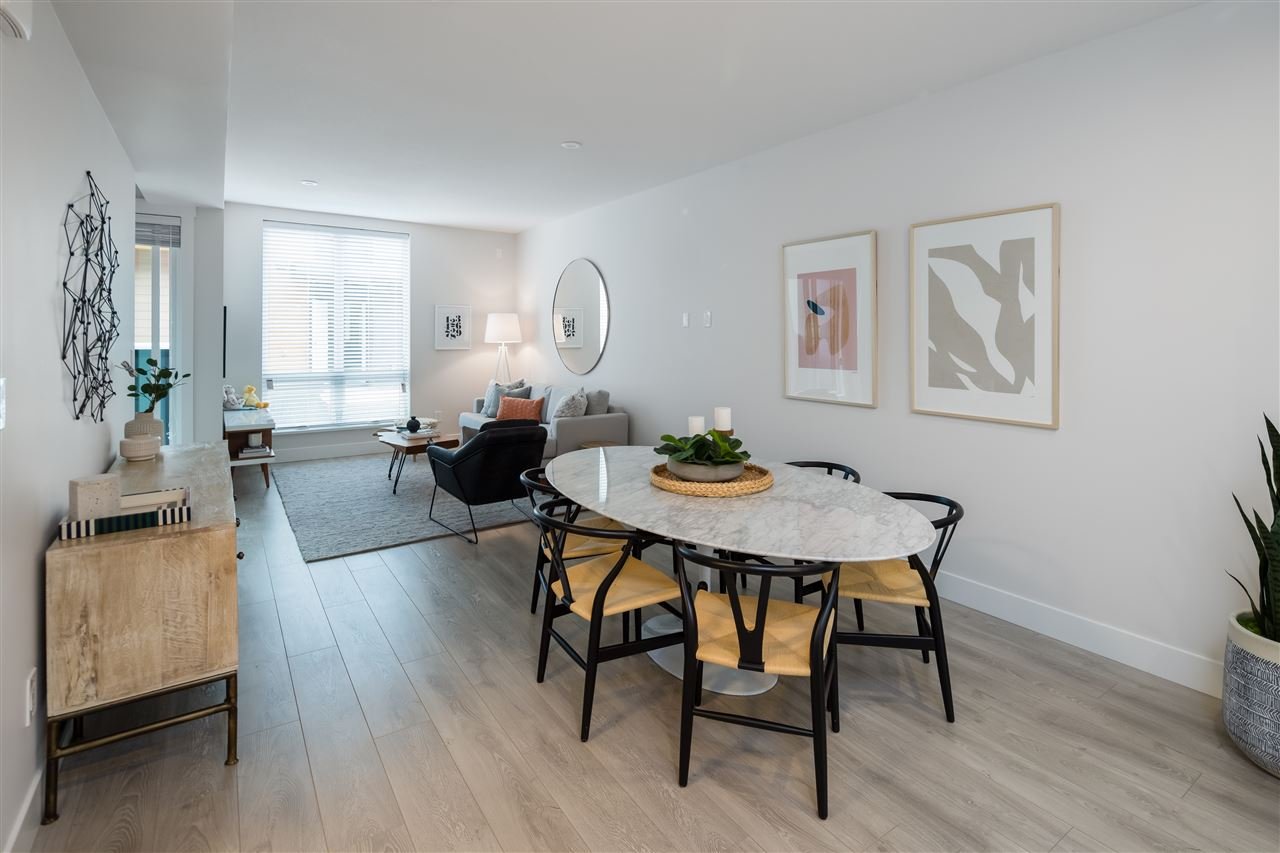 23-70 Seaview Dr