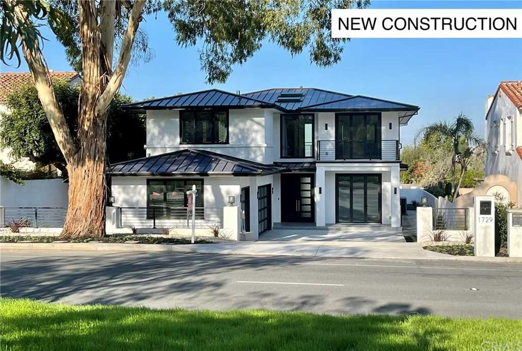 1729 Palos Verdes Drive W