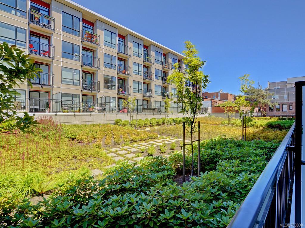 210-528 Pandora Ave