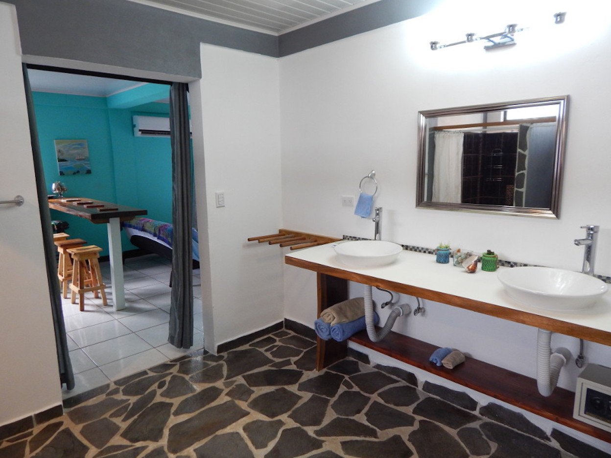 Rainforest Yoga Studio Apartments, Jaco, Puntarenas