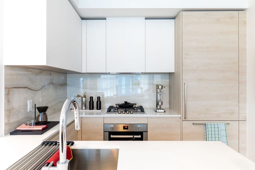 680 Quayside Drive 3406, New Westminster