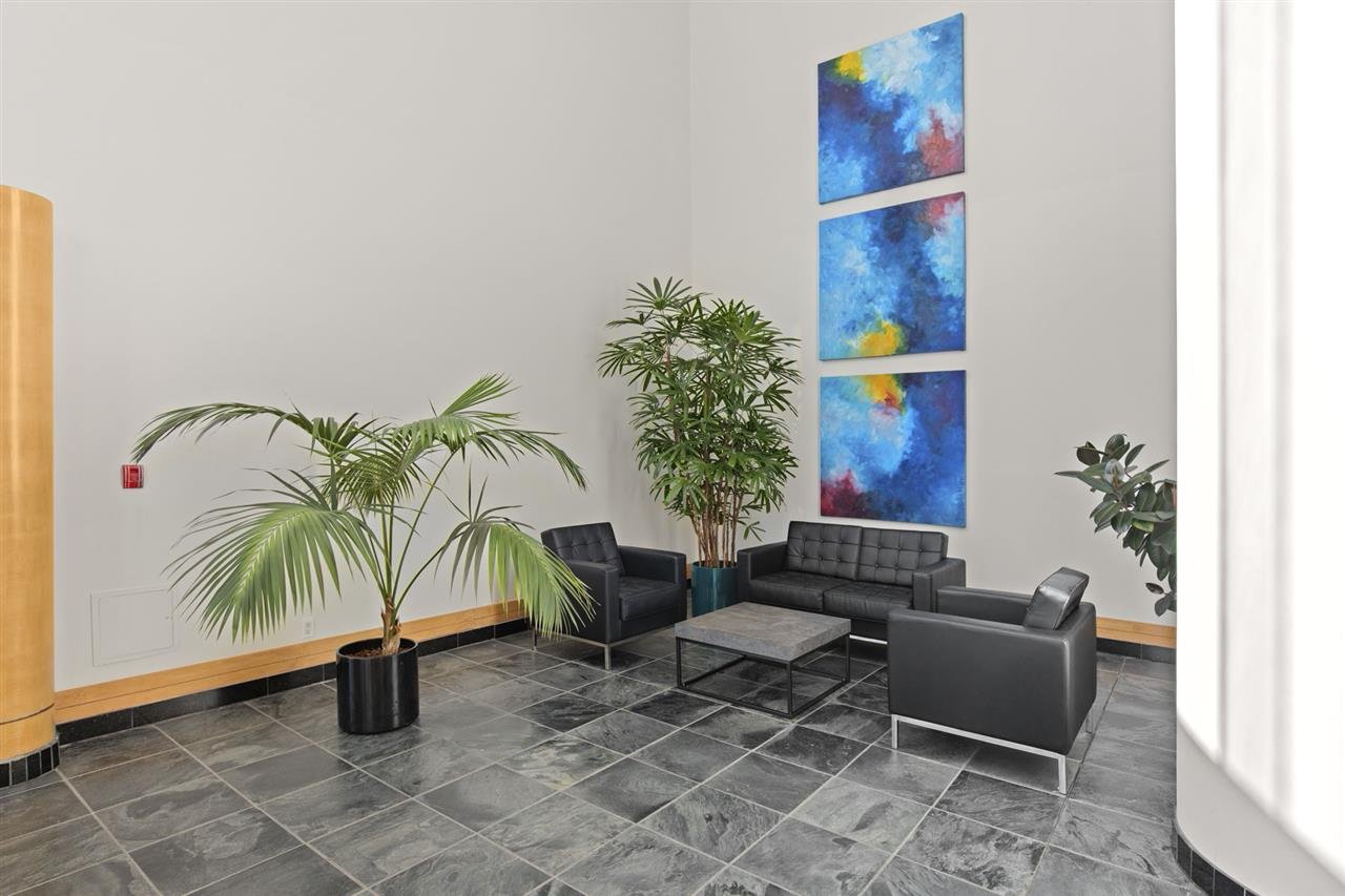 906-1199 Marinaside Crescent, Vancouver