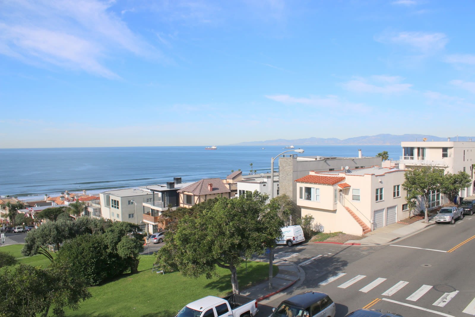 2613 Crest Drive