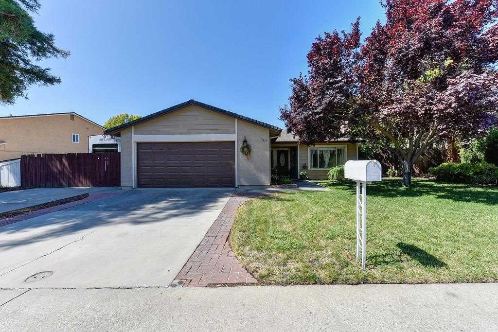 7313 Gleneagle Way