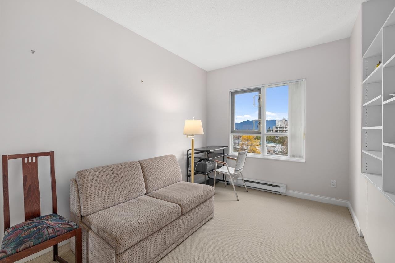 7F-6128 Patterson Ave