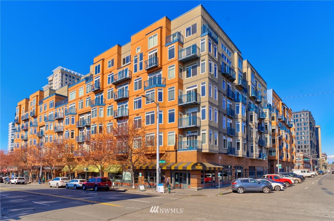 2414 1st Ave, #419