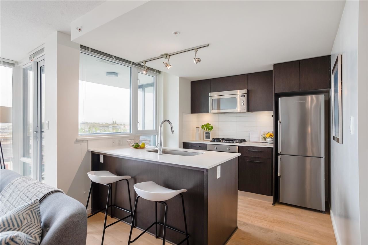 711-7788 Ackroyd Rd