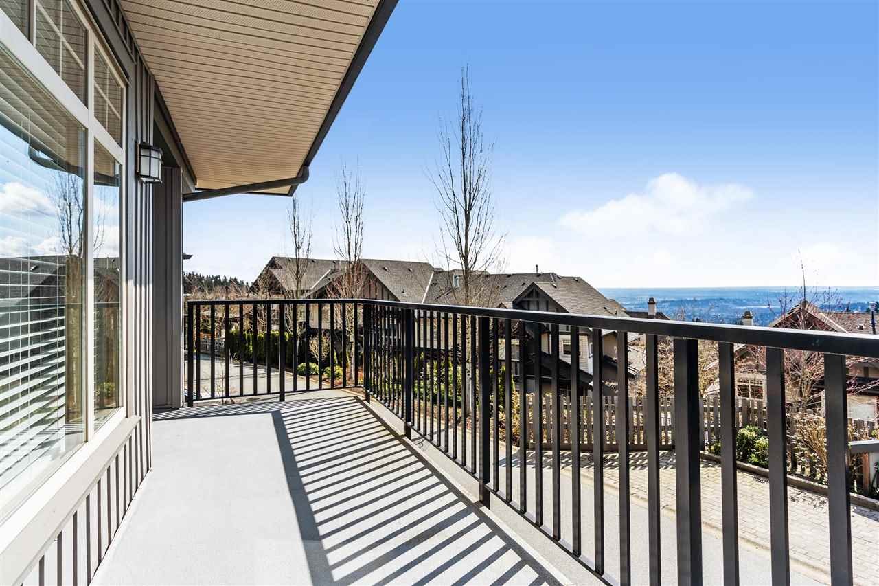 80-55 Hawthorn Dr
