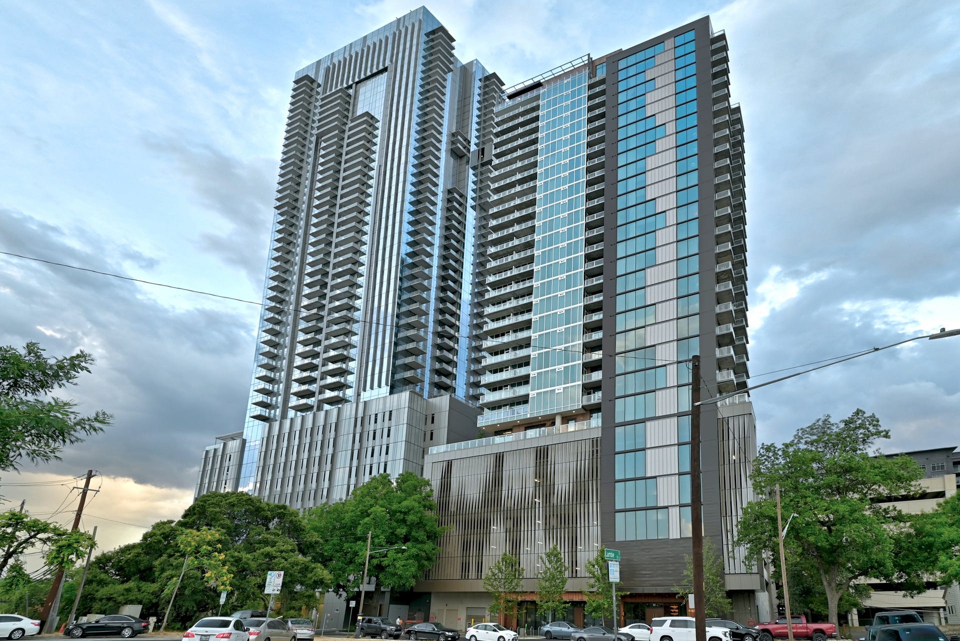 48 East Avenue #3201