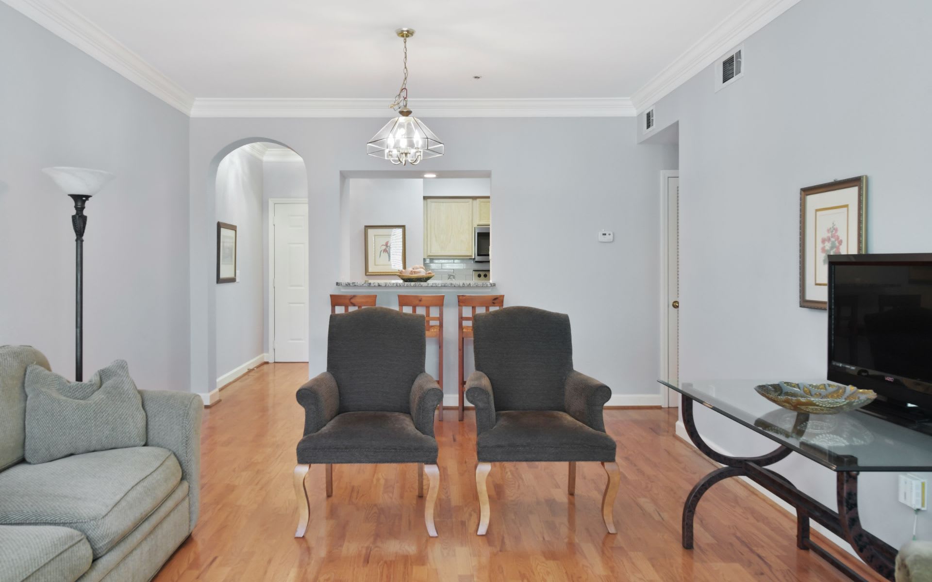 3777 Peachtree Road NE Unit: 924