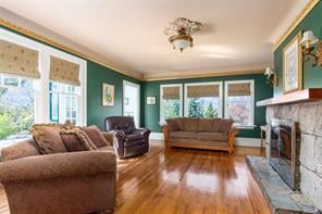 1051 Leslie Dr