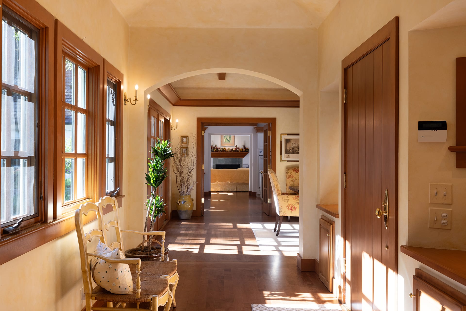 Peaceful French Country Estate - 5 Sleepy Hollow Dr