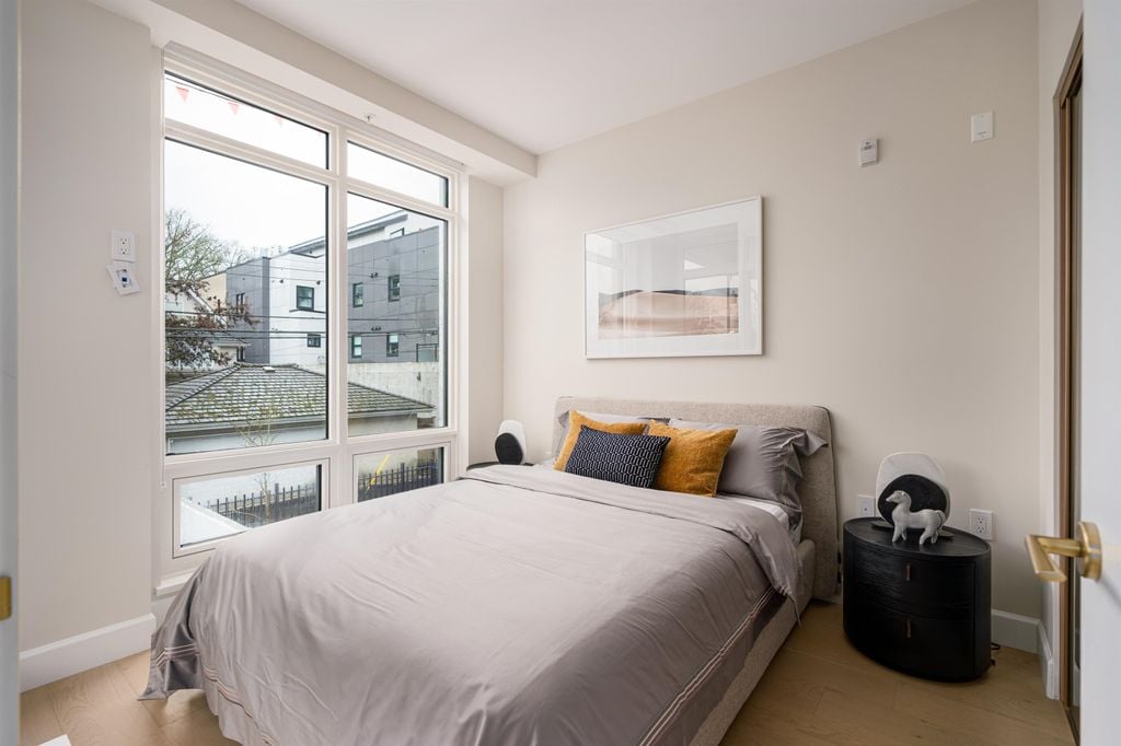 3668 W 10th Avenue 202, Vancouver